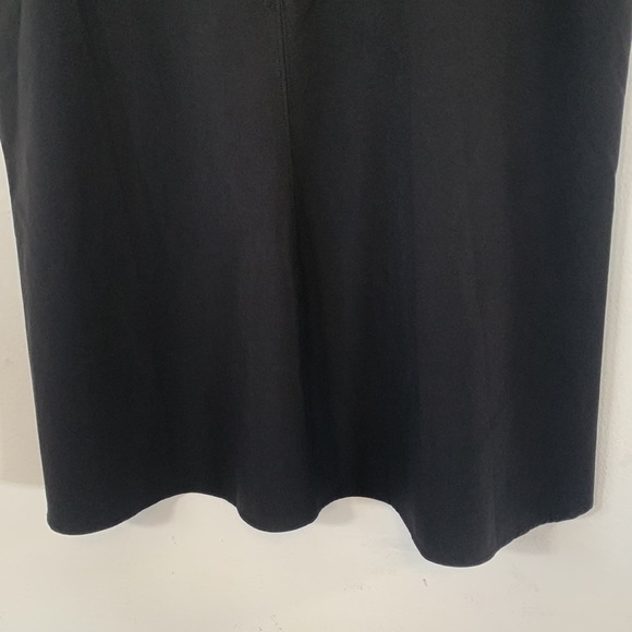 Talbots Sleeveless Hi Low Hemline Women’s Size L Black Stretch Lightweight Top - Picture 9 of 10